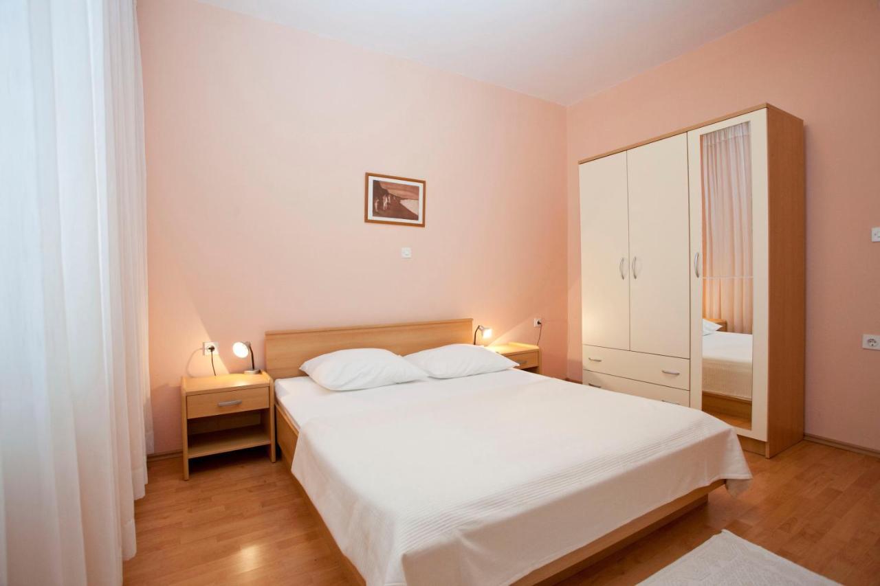 Apartments Daniela Makarska Zimmer foto